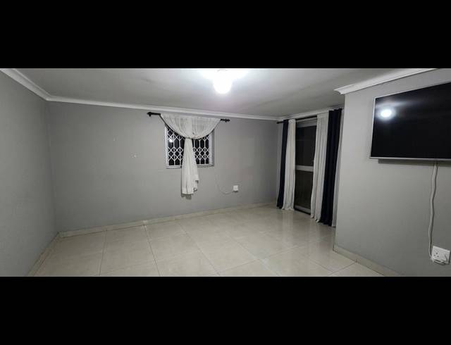 1 BEDROOM PROPERTY TO RENT IN DURBAN NORTH